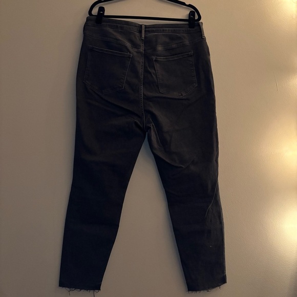 Old Navy Women’s Black High-waisted Ripped Skinny Jeans Size 18 - Picture 8 of 11